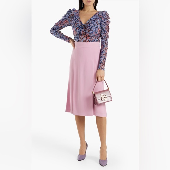 NWOT Diane von Furstenberg Roland ruched printed mesh bodysuit, Size M - Picture 4 of 15